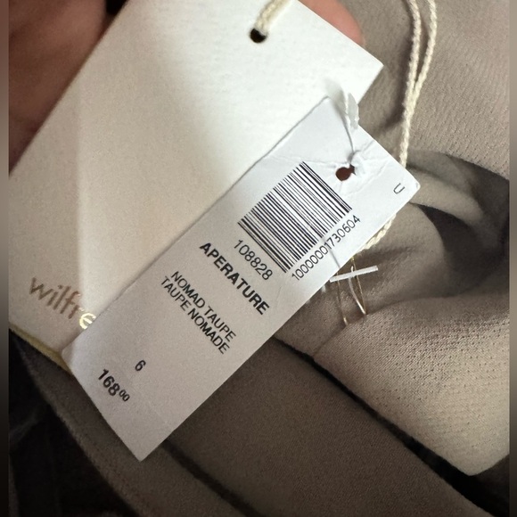 Aritzia Wilfred Aperature Dress in Nomad Taupe size 6 NWT - Picture 6 of 6